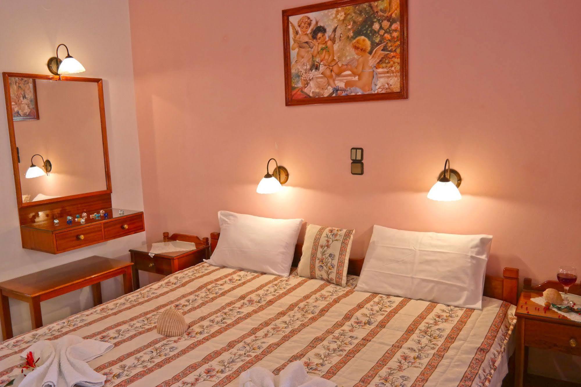 Golden Beach Studios Down Town Naxos City Bagian luar foto