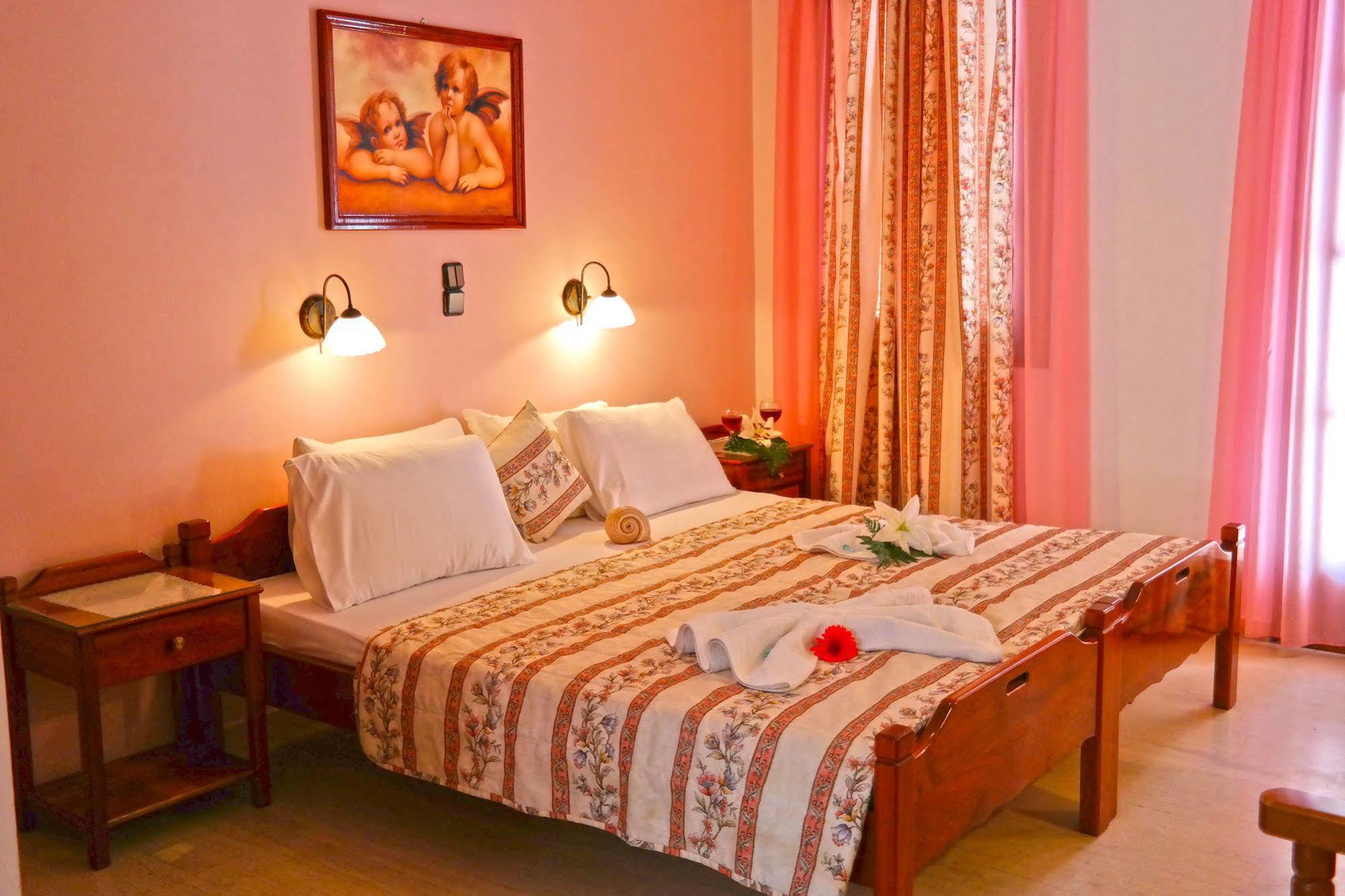 Golden Beach Studios Down Town Naxos City Bagian luar foto