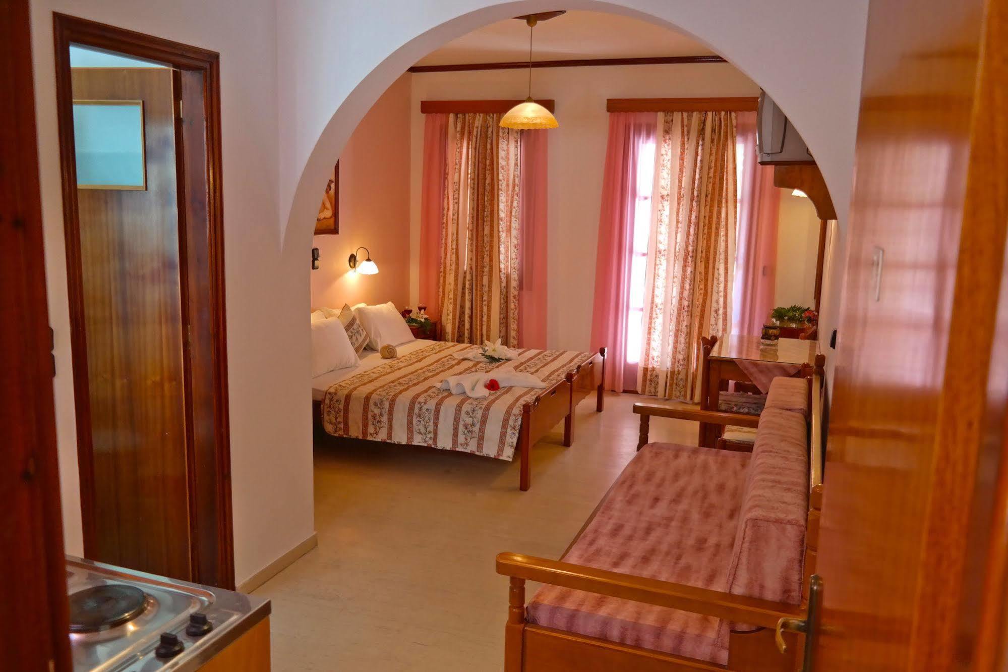 Golden Beach Studios Down Town Naxos City Bagian luar foto
