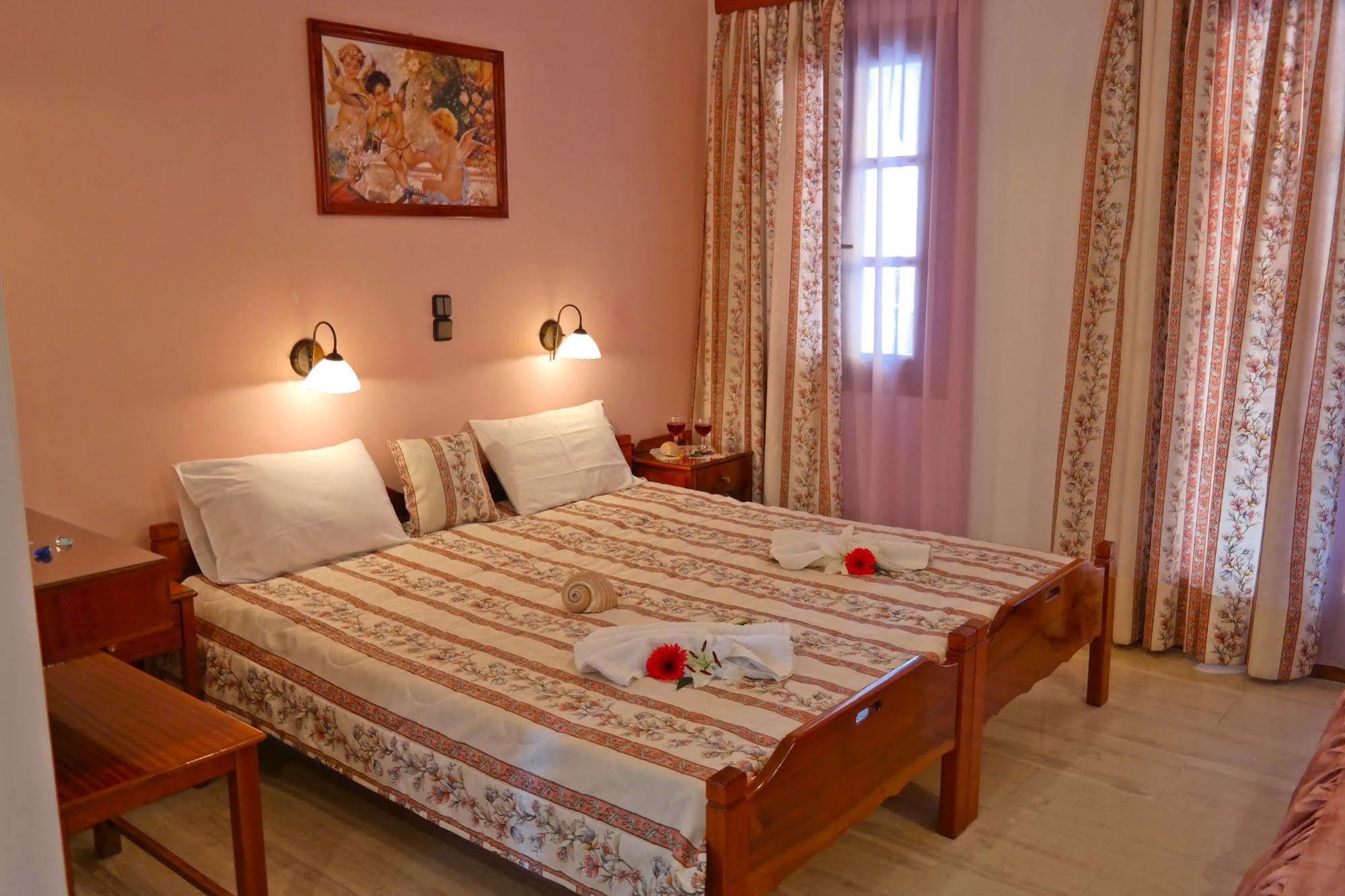 Golden Beach Studios Down Town Naxos City Bagian luar foto